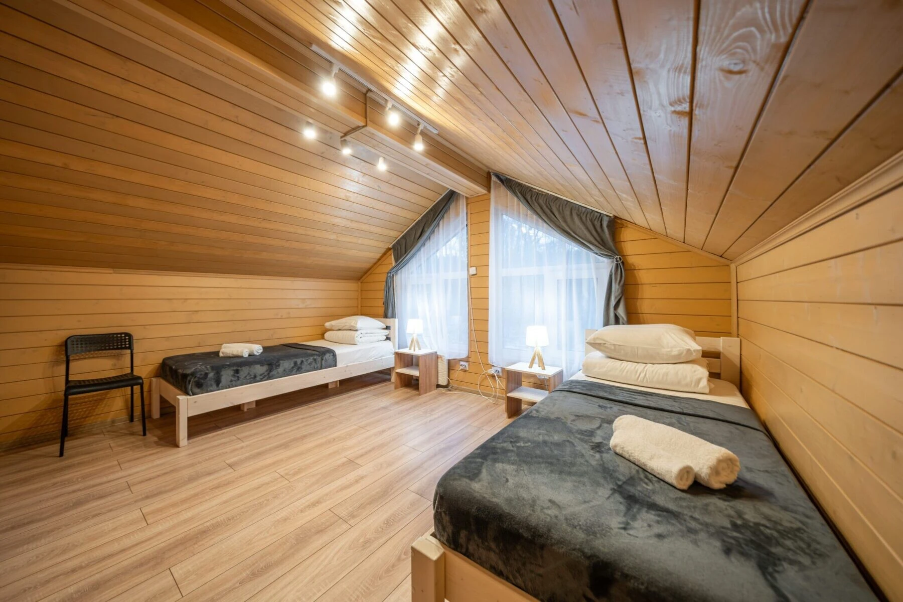 Коттедж у озера 120м2